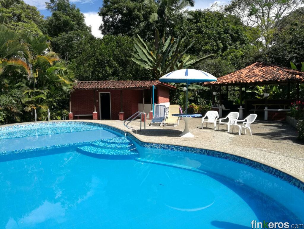 HERMOSA FINCA DE AMBIENTE ECOLOGICO - Finca en Pereira, Risaralda